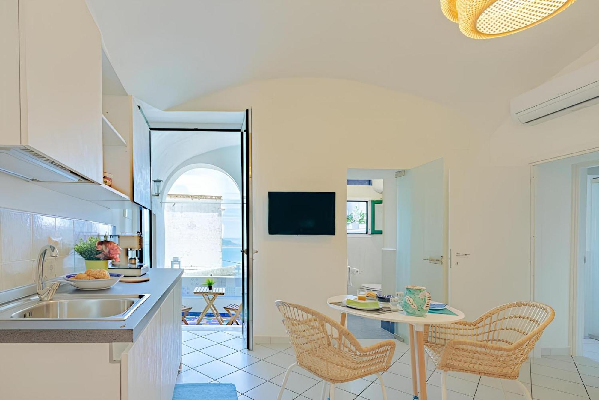 Raito Guest House - Amalfi Coast Vietri Exteriér fotografie